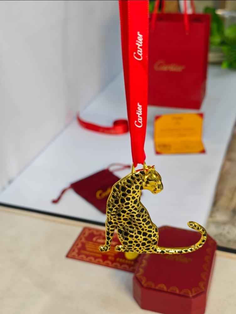 Luxury Leopard Car Hanging Ornament – Premium Vehicle Decor