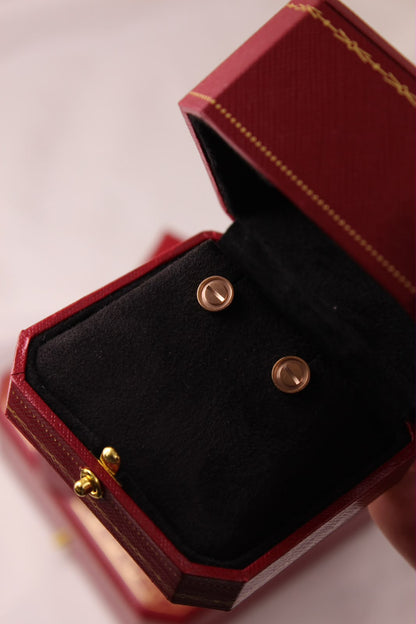 Multi-Wear LOVE Necklace & Earrings Set | طقم قلادة LOVE مع أقراط